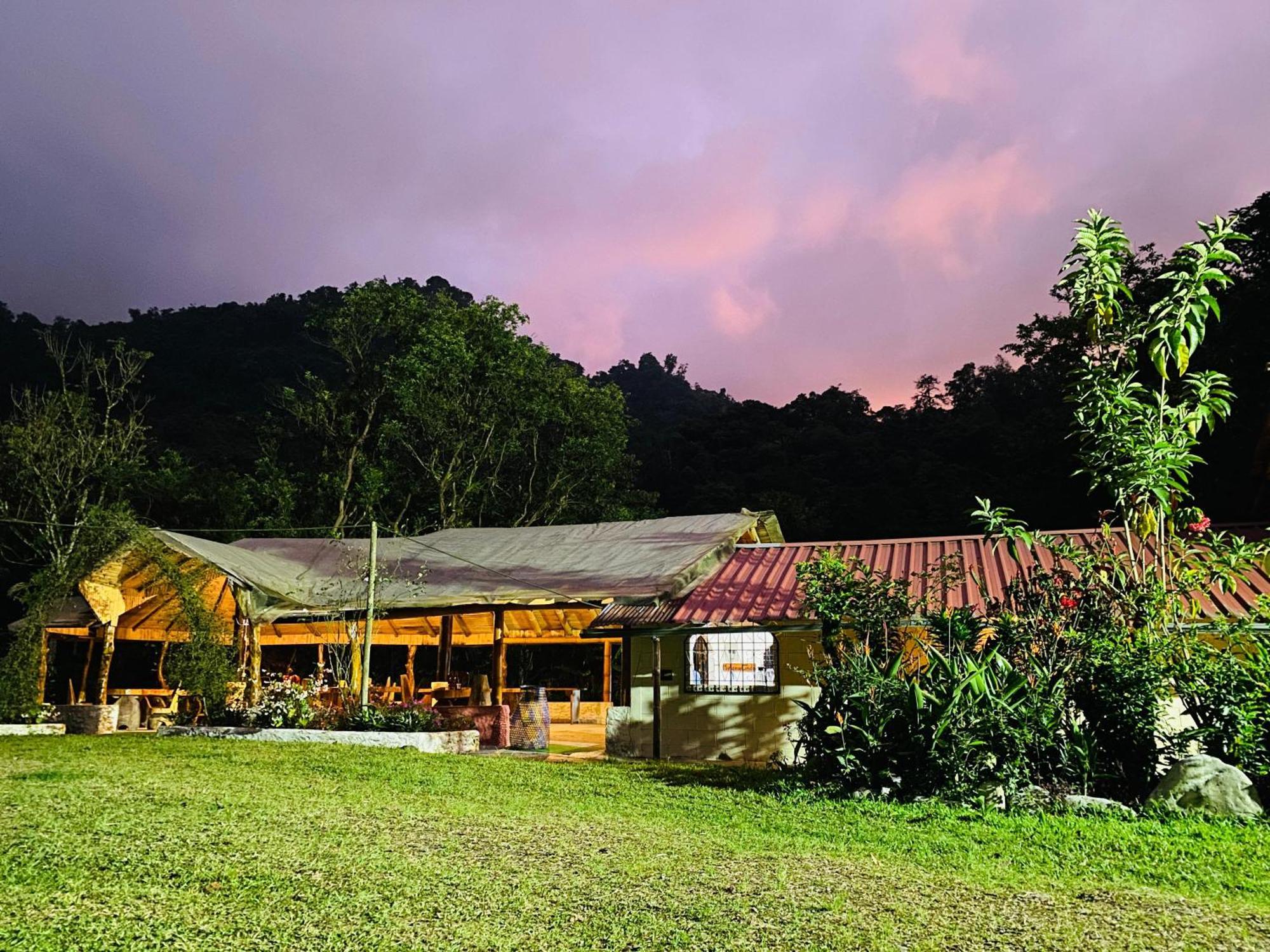 Mindo Garceta Sol Hotel Exterior photo